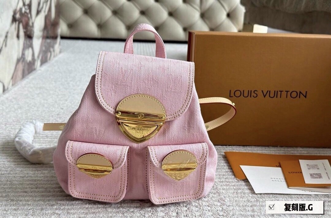 LV Venice backpack iconic Monogram Denim Washed กระเป๋าดีไซน์เป้สะพายหลัง ใบเล็กน่ารักน่าใช้ งานเดนิมสุดไอคอนิก อีกหนึ่งรุ่น Best seller ที่ต้องมี!! พร้อมสีมาใหม่ที่พลาดไม่ได้!!