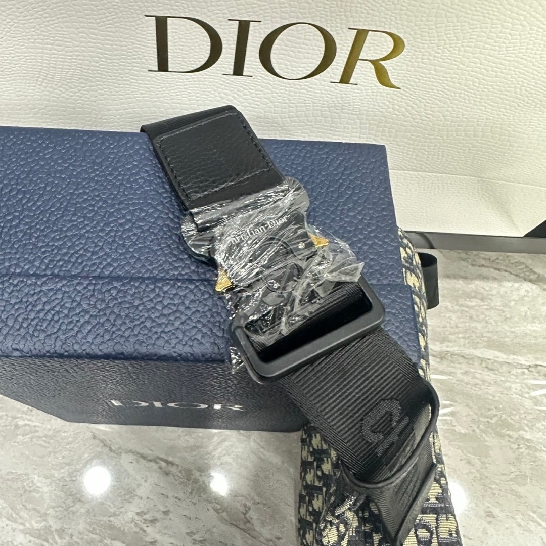 พร้อมส่ง 2 สี DIOR Saddle Bag Beige and Black Dior Oblique Jacquard กระเป๋าคาดอกดิออร์ เกรดออริ สลับแท้ 1:1 ใช้ต่างประเทศได้