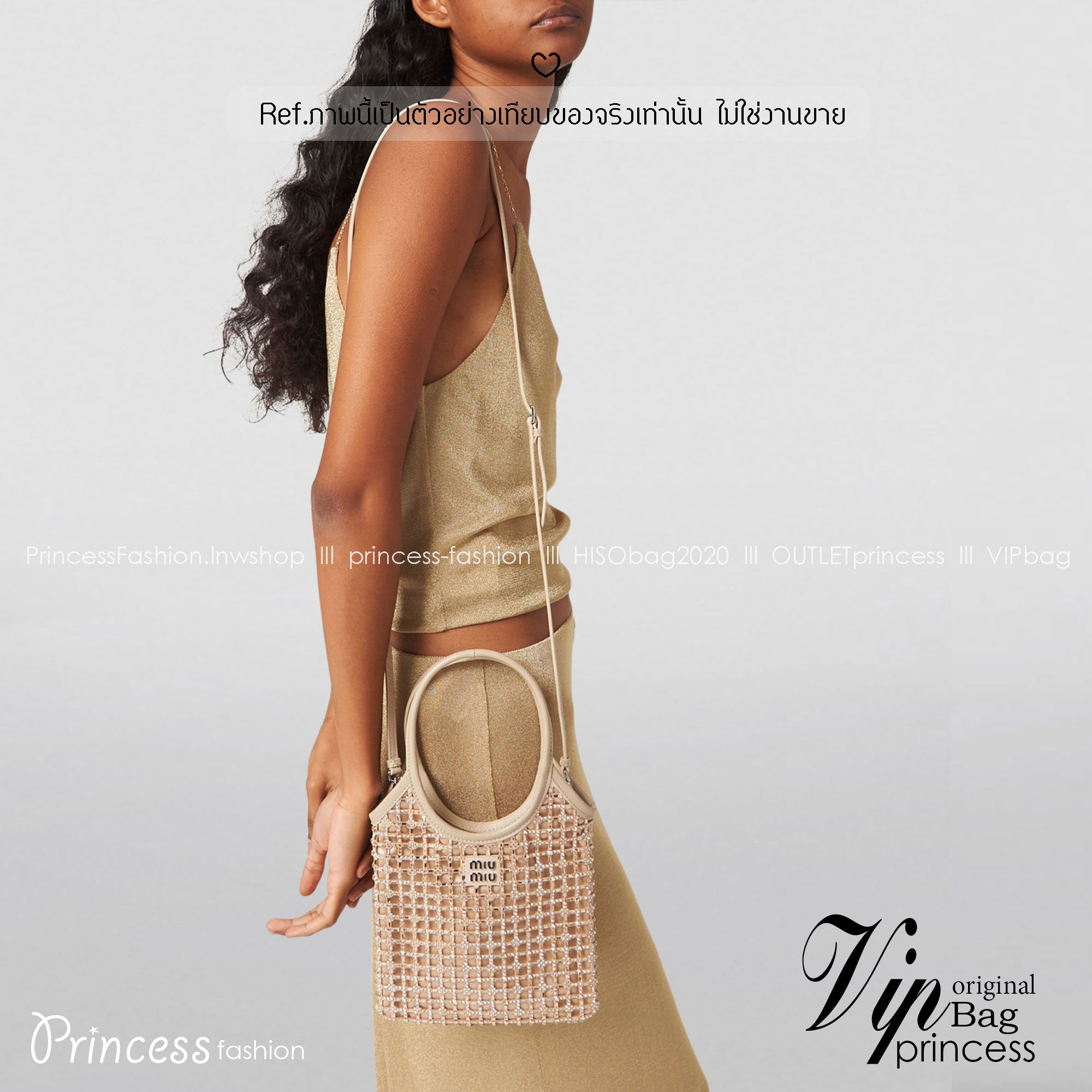 MIU MIU small crystals net tote bag กระเป๋าทรงโท้ทไซส์เล็ก น่ารัก สุดคิ้วประดับคริสตัลสวยงามที่สุด เอาใจสาวๆ สายหวาน ไอเท็มใหม่รีบมีใช้ก่อนใคร สวยก่อนใครได้แล้วน้า
