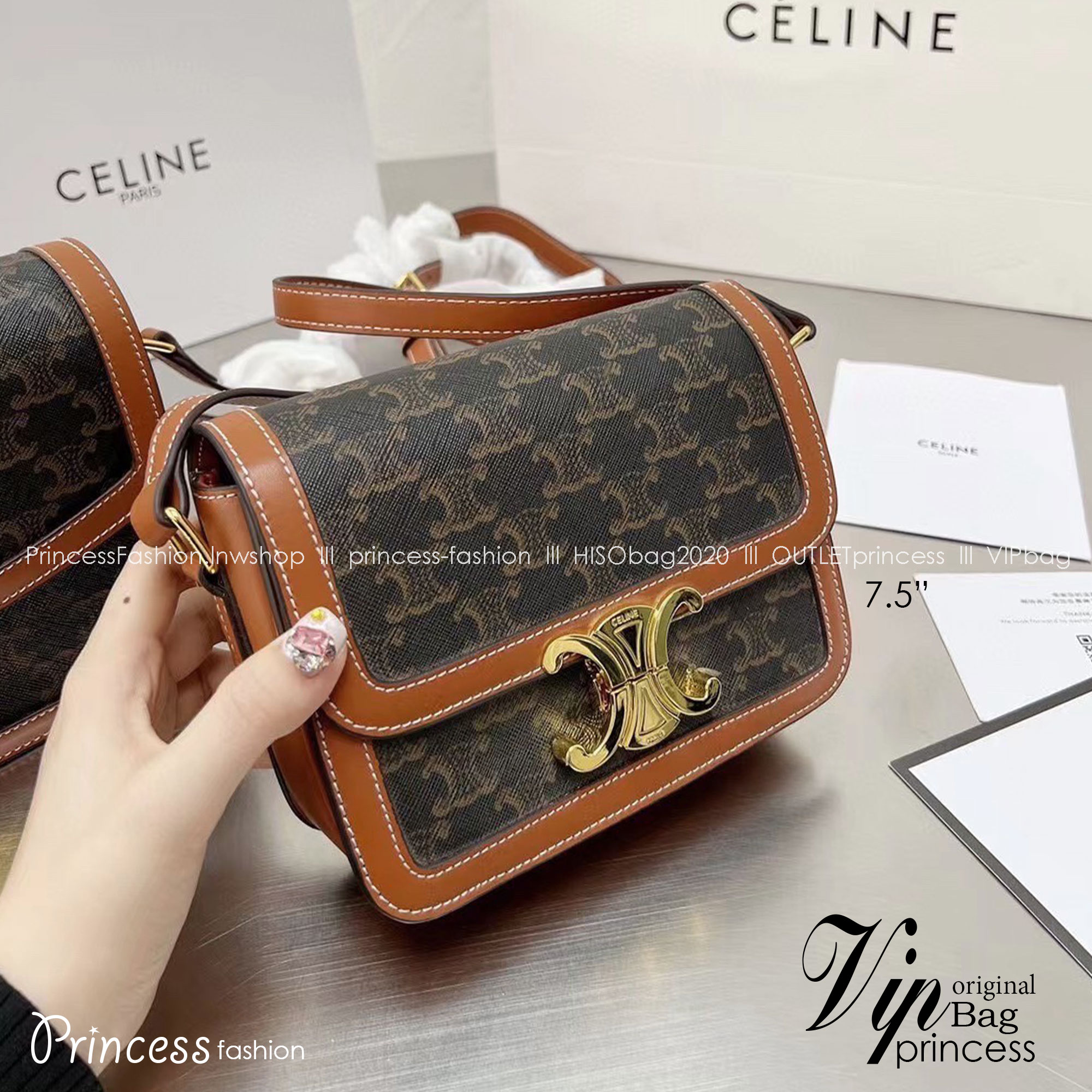 CELINE CROSSBODY BAG / CELINE Teen Triomphe Bag **รอบราคาพิเศษต่ำกว่าทุน** มี 2 ขนาด กระเป๋าสะพายรุ่นยอดนิยม งานสวยอยู่ทรงเปิดปิดด้วยตัวล้อคด้านหน้า พร้อมช่องซิป ทรงนี้กำลังมาแรงมาก แมชต์ลุคไหนก็สวย