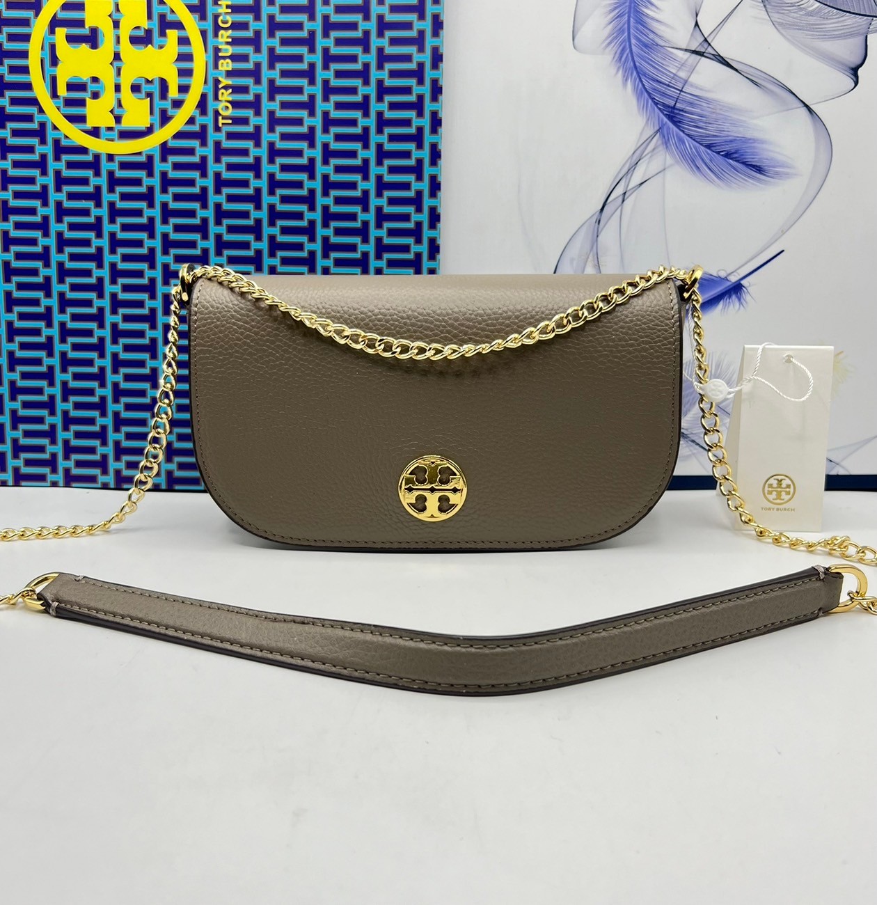 TORY BURCH Chelsea Pebbled Crossbody Bag กระเป๋าสะพายเรียบหรู เกรดออริ สลับแท้ 1:1 ใช้งานต่างประเทศได้