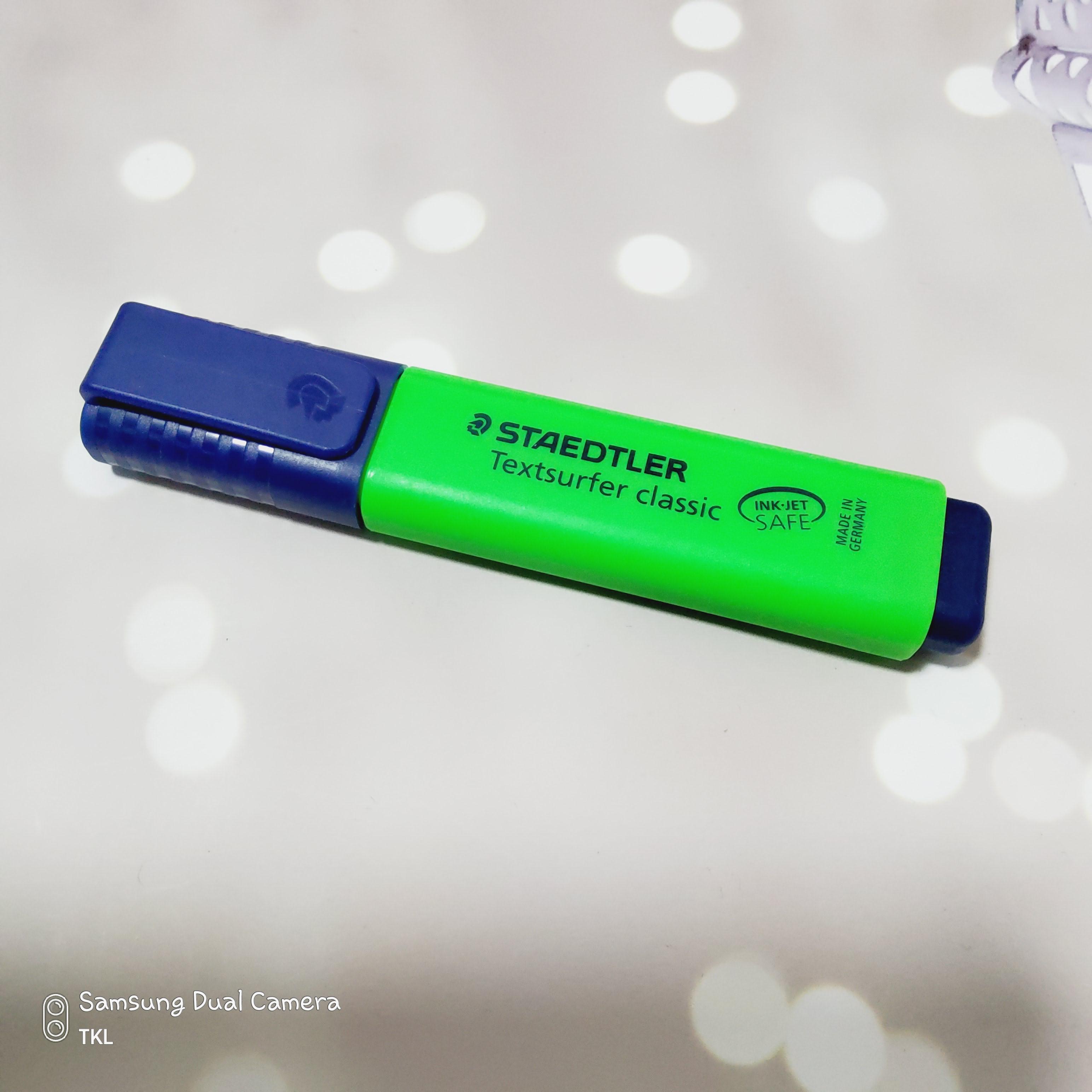 ปากกาเน้นข้อความ สเต็ดเล่อร์ STAEDTLER