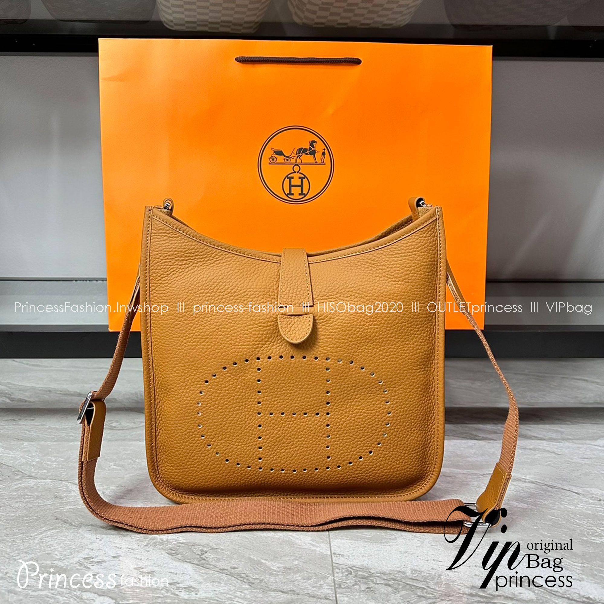 HERMES Evelyne PM Bag The Perfect Crossbody Bag 29cm กระเป๋าทรงโท้ทแบรนด์หรู เอกลักษณ์ของความสง่างาม เกรดออริ สลับแท้ 1:1 ใช้งานต่างประเทศได้