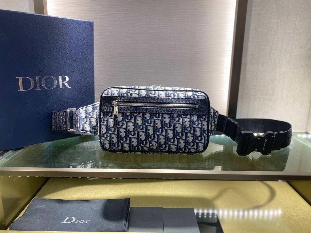 หนังแท้ DIOR BEIGN AND OBLIQUE JACQUARD WAIST BAG / DIOR Belt Bag พร้อมส่งที่ไทย งานหนังแท้และผ้าแจ็คการ์ดออริจินอล ภาพสินค้าถ่ายจากงานขายจริง ใช้งานต่างประเทศได้