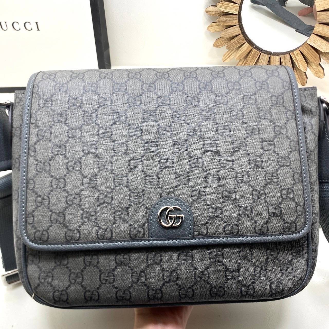 ORI หนังแท้ | GUCCI Ophidia medium messenger bag Gray กระเป๋าสะพายทรงแมสเซ็นเจอร์ Canvas GG Supreme เนื้อผ้าที่เหมาะสำหรับไลน์แอคเซสเซอรี่สำหรับผู้ชาย