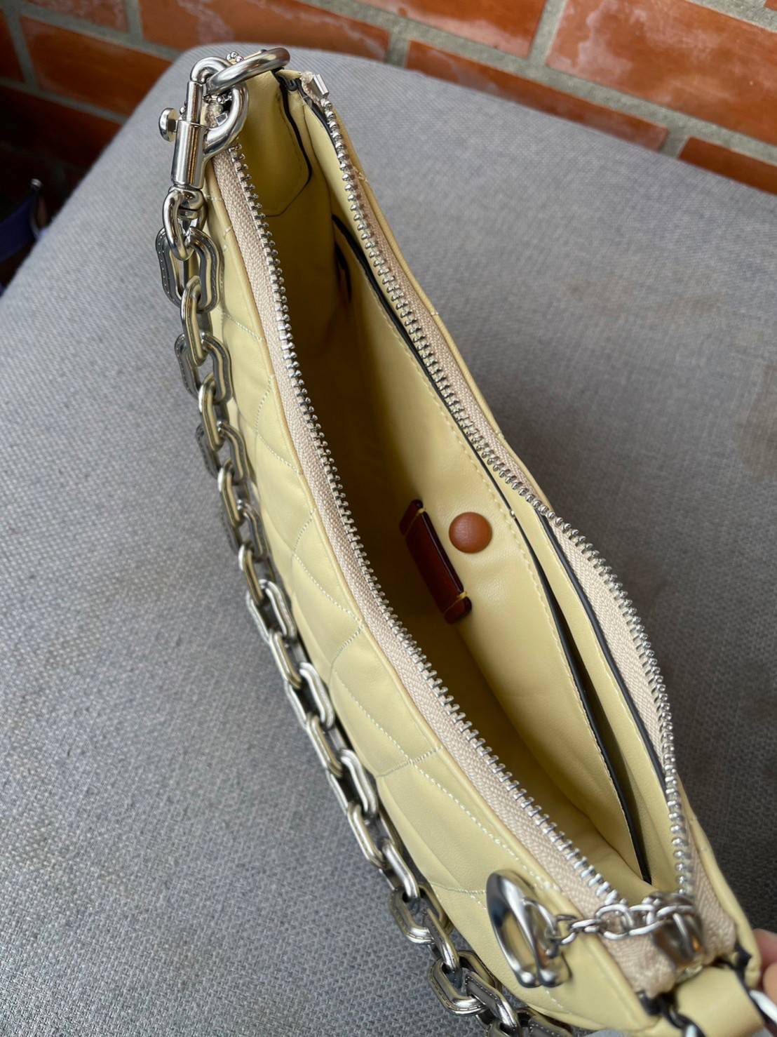 พร้อมส่ง 4 สี COACH CP148 MIRA SHOULDER BAG WITH PILLOW QUILTING กระเป๋าสะพายดีไซน์สวย 🧡 เกรดท็อปออริจินอล 1:1 สลับแท้ เกรดดีสุด ใช้งานต่างประเทศได้