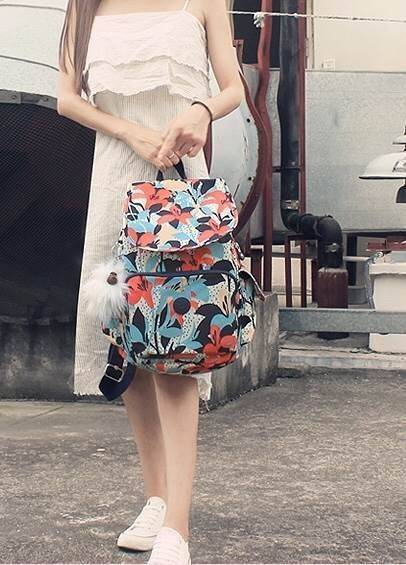 กระเป๋า Kipling รุ่น City Pack ไซส์ L ขนาดใหญ่พอเหมาะสำหรับการเดินทาง มาพร้อมช่องกว้างขวางจุสัมภาระของคุณได้อย่างจุใจ และช่องจัดเก็บอีกหลากหลายรูปแบบ ดีไซน์ลวดลายนำสมัย เติมแต่งสีสันและชีวิตชีวา นับเป็นอีกหนึ่งกระเป๋าเป้ที่พร้อมให้คุณได้สะพายออกไปข้างนอกไ