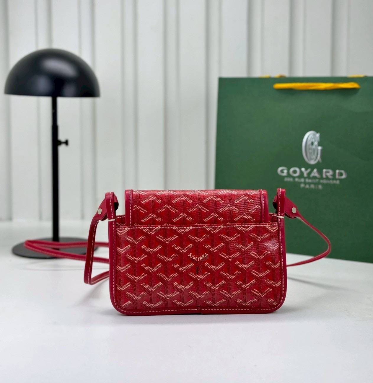 10 สี ORI หนังแท้ | GOYARD Plumet pouch-wallet กระเป๋าสะพายใบเล็กกะทัดรัด ดีไซน์กระเป๋าสตางค์ Plumet ดีไซน์มาพร้อมช่องใส่เหรียญ ธนบัตร และบัตรต่างๆ สามารถสะพายไหล่เป็นกระเป๋าสะพายข้างได้เหมือนกระเป๋าใบเล็ก
