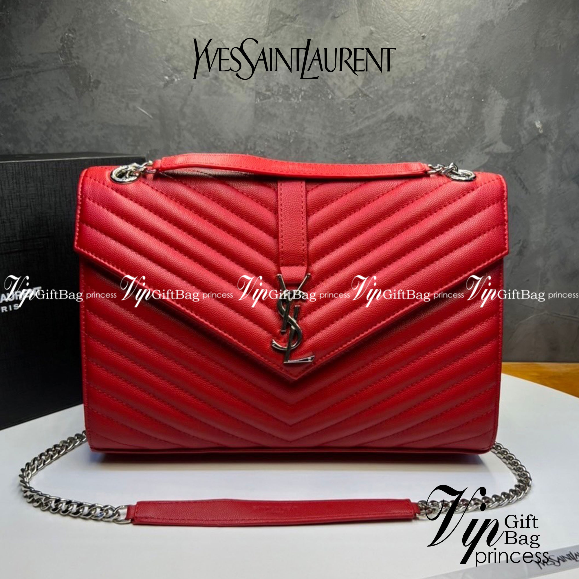 หนังแท้ YSL college large chain bag in quilted leather 30cm กระเป๋าสะพายใบใหญ่ ดีไซน์ทรงสวยหรู ตอบโจทย์ได้ทุกสไตล์ ภาพสินค้าถ่ายจากงานขายจริง ใช้งานต่างประเทศได้