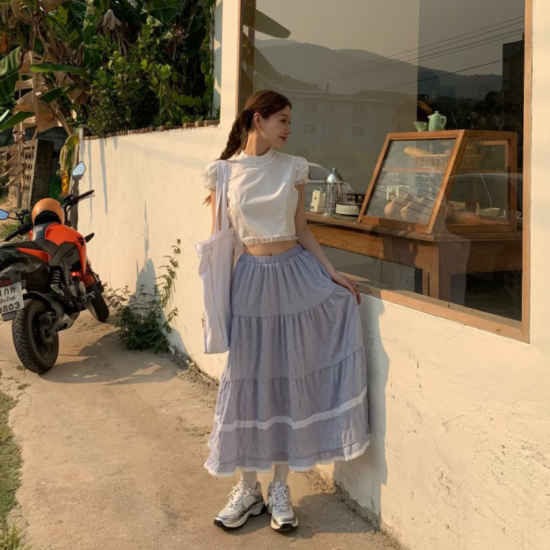 พร้อมส่ง 🍒 Cipher skirt กระโปรงเอวยางยืดสีฟ้าแต่งระบาย (IN38654)