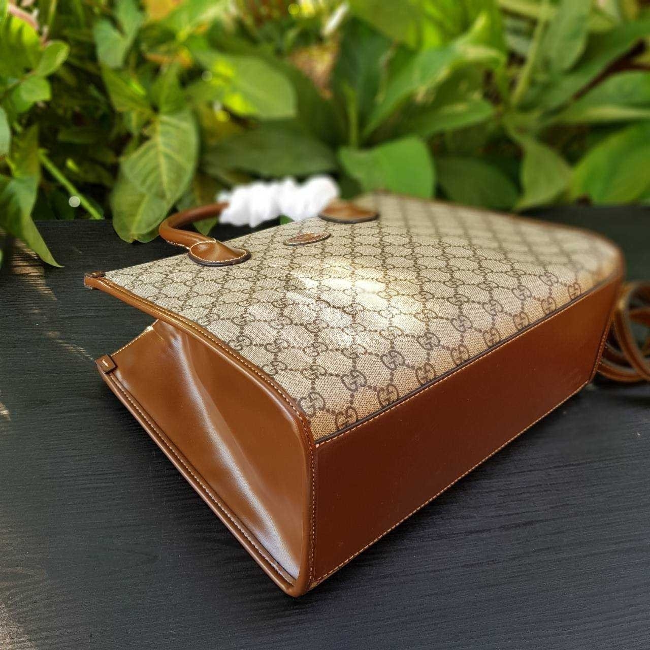 GUCCI Small tote bag with Interlocking G กระเป๋าทรงTOTE ใบใหญ่สุดหรูหรา คลาสสิค จุของได้เยอะ มาพร้อมสายสะพายยาว