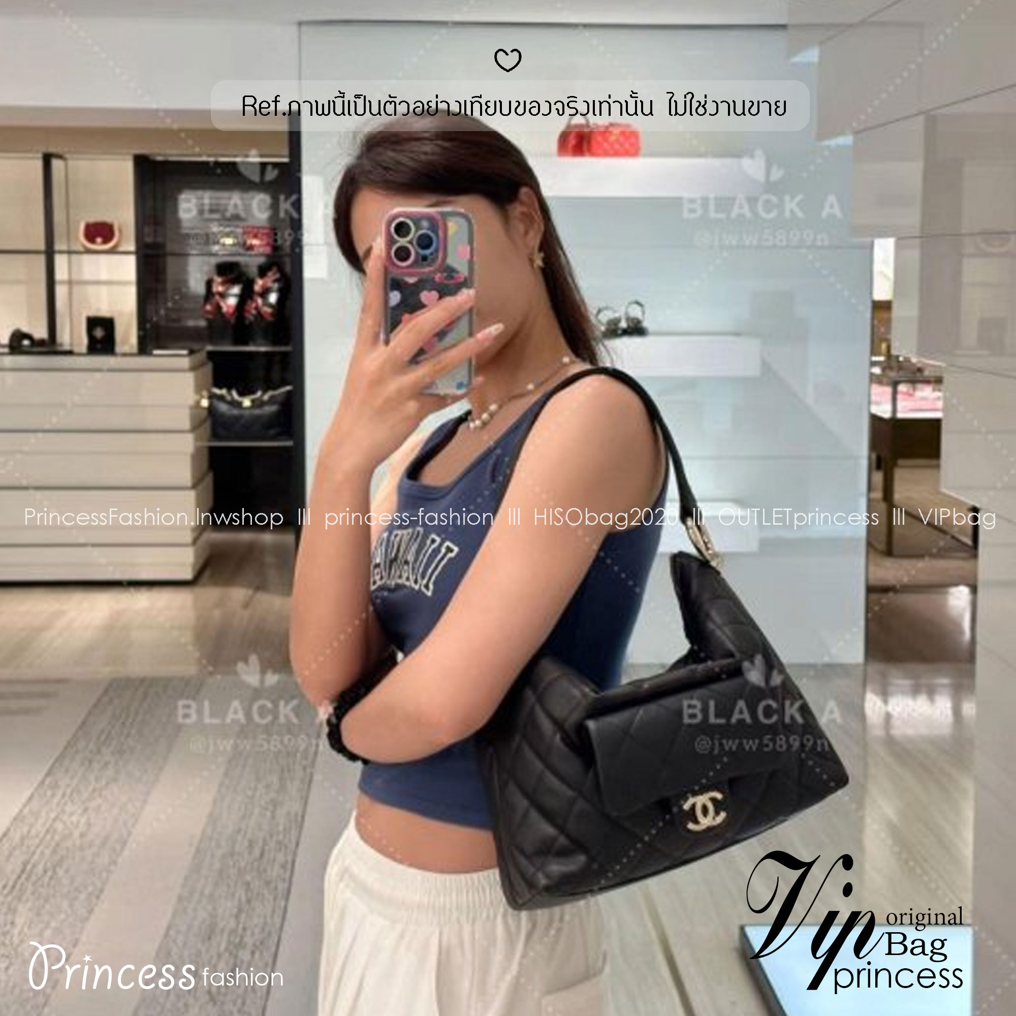 Chanel Maxi Hobo Bag 23B 37cm กระเป๋าสะพายทรงโฮโบใบใหญ่ จุของได้เยอะ ดีไซน์ใหม่ ตัวแม่ตัวมัมต้องมีแล้วนะคะ งานหนังเต็มใบสวยหรูดูแพง เรียบแต่หรู ต้องใบนี้เลยค่ะ ใช้ได้กับทุกลุค ทุกโอกาส