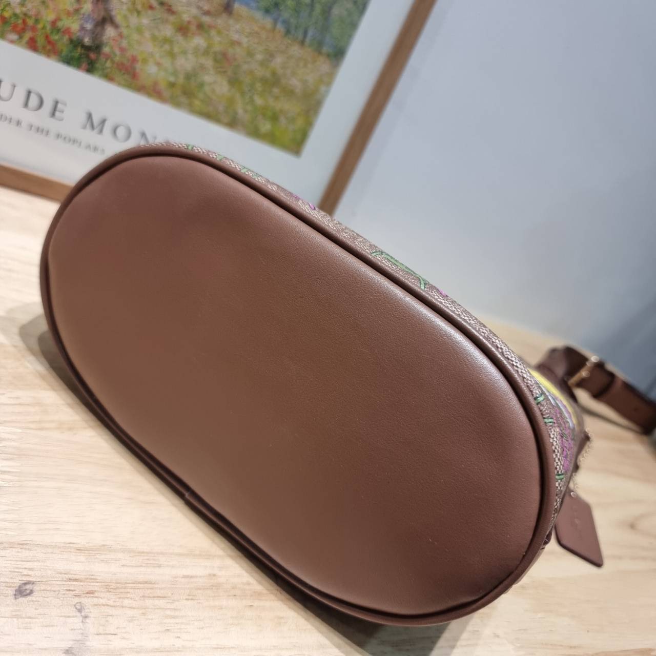 COACH CR155 SOPHIE BUCKET BAG IN SIGNATURE CANVAS WITH FLORAL PRINT กระเป๋าทรงบัคเก็ต ที่มีดีไซน์ลวดลายดอกไม้น่ารักน่าใช้ เกรดท็อปออริ 1:1 สลับแท้