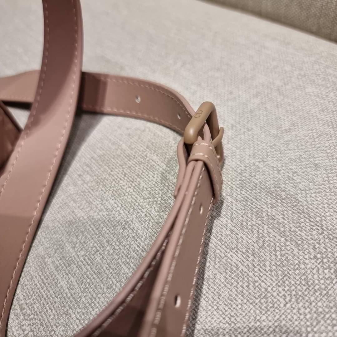 DIOR LADY D-JOY BAG Cannage Calfskin with Diamond Motif / CD LADY D-JOY BAG ดีไซน์ใหม่ อัพเลเวลความหรู กับกระเป๋าสะพายข้างที่รอบนี้ดีไซน์รูปทรงโฉมใหม่ ใช้งานง่ายขึ้น