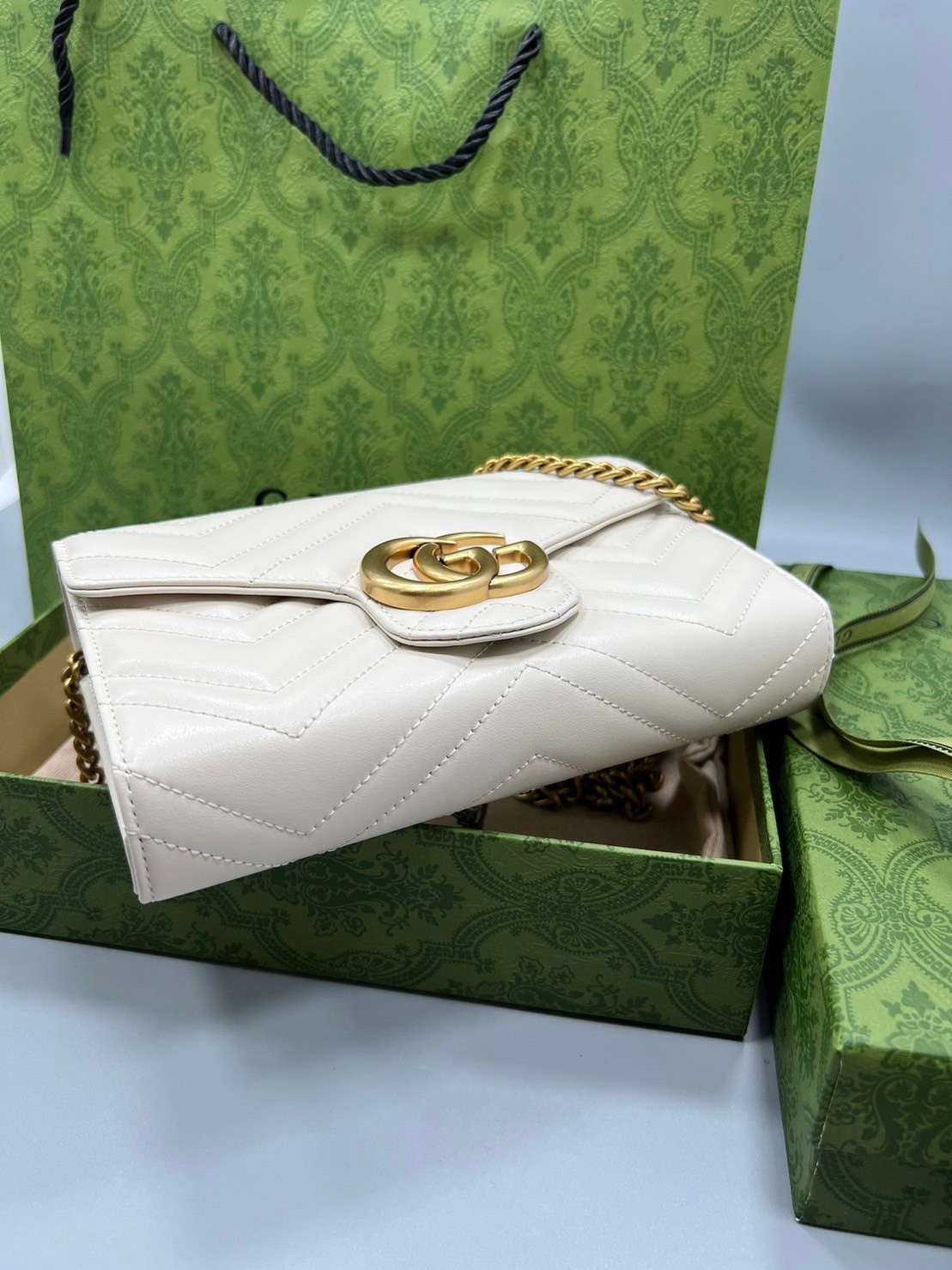 GUCCI GG Marmont Chain Wallet Matelasse Mini Soft Leather / GUCCI WOC เกรดออรินอล งานหนังสวยมากค่ะ ละมุนที่สุด ใส่บัตร ใส่แบงค์ได้ รับรองว่าจะเป็นกระเป๋าที่จะหยิบใช้งานได้บ่อยๆ รับประกันความสวยปังค่าาา