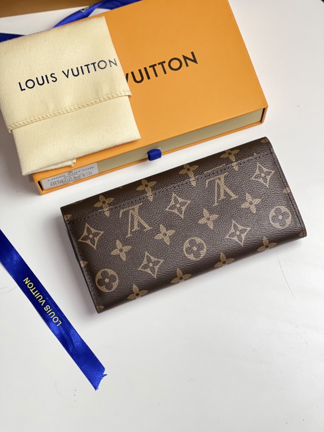 LV Long Wallet / LV Sarah Wallet Monogram Canvas กระเป๋าสตางค์ใบยาวแบรนด์ดัง สวยหรูดูแพง สีและลายคลาสสิค เลือกช้อป! ใช้แล้วรับทรัพย์ ปังแน่นอนค้า