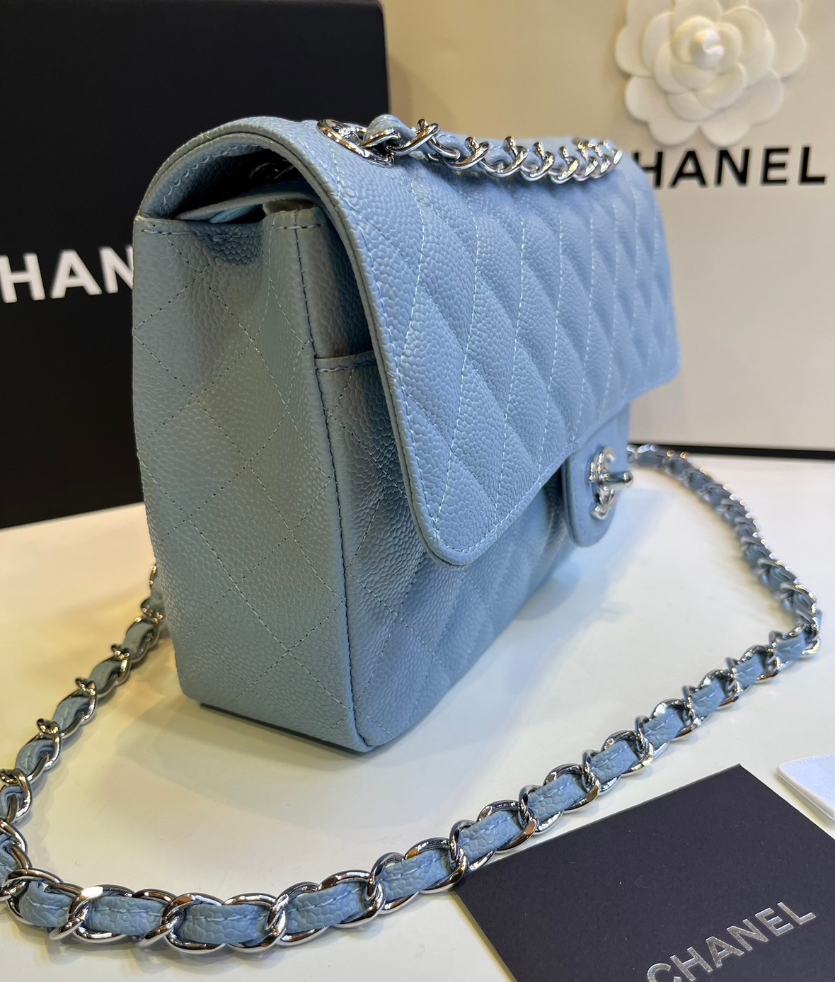 พร้อมส่งโทนพาสเทล CHANEL Classic in Pastel 25cm กระเป๋าสะพายรุ่นยอดนิยมเรียบหรู เกรดออริ 1:1 ใช้งานต่างประเทศได้ ภาพถ่ายจากงานขายจริง