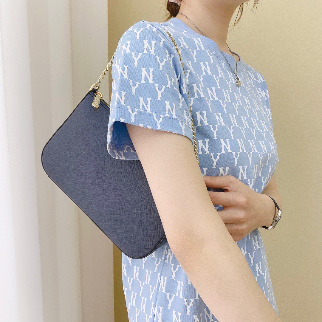 MICHEAL KORS SAFFIANO CROSSBODY BAG / MK Chain Pouchette Bag พร้อมส่ง 4 สี กระเป๋าสะพายข้าง ทรงสวย วัสดุหนัง SAFFIANO คุณภาพดี สวยอยู่ทรงแข็ง