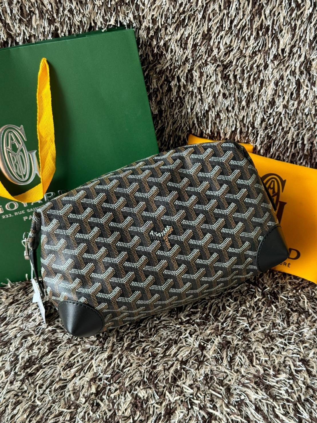 Goyard Bowling 25 Toiletry Bag กระเป๋าทรงพอชใช้งานง่ายกะทัดรัด รุ่นขายดี ใช้ได้ทั้งชายหญิง