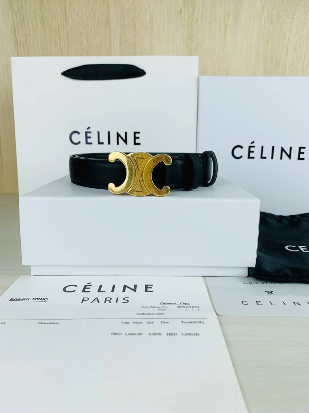 หนังแท้ Ori CELINE BELT LOGO 25MM / Celine Vintage Logo Leather Belt ออริจินอลเกรด 1:1 หนังแท้ หัวเข็มขัดโลโก้แบรนด์แบบ 3D Vintage สีทอง ปั้มโลโก้คมชัดคล้ายของจริง สายปรับระดับได้ในดีไซน์เรียบหรูเข้ากับทุกลุ๊คใช้ได้ทั้งชายหญิง สินค้ามาพร้อม Original Packa