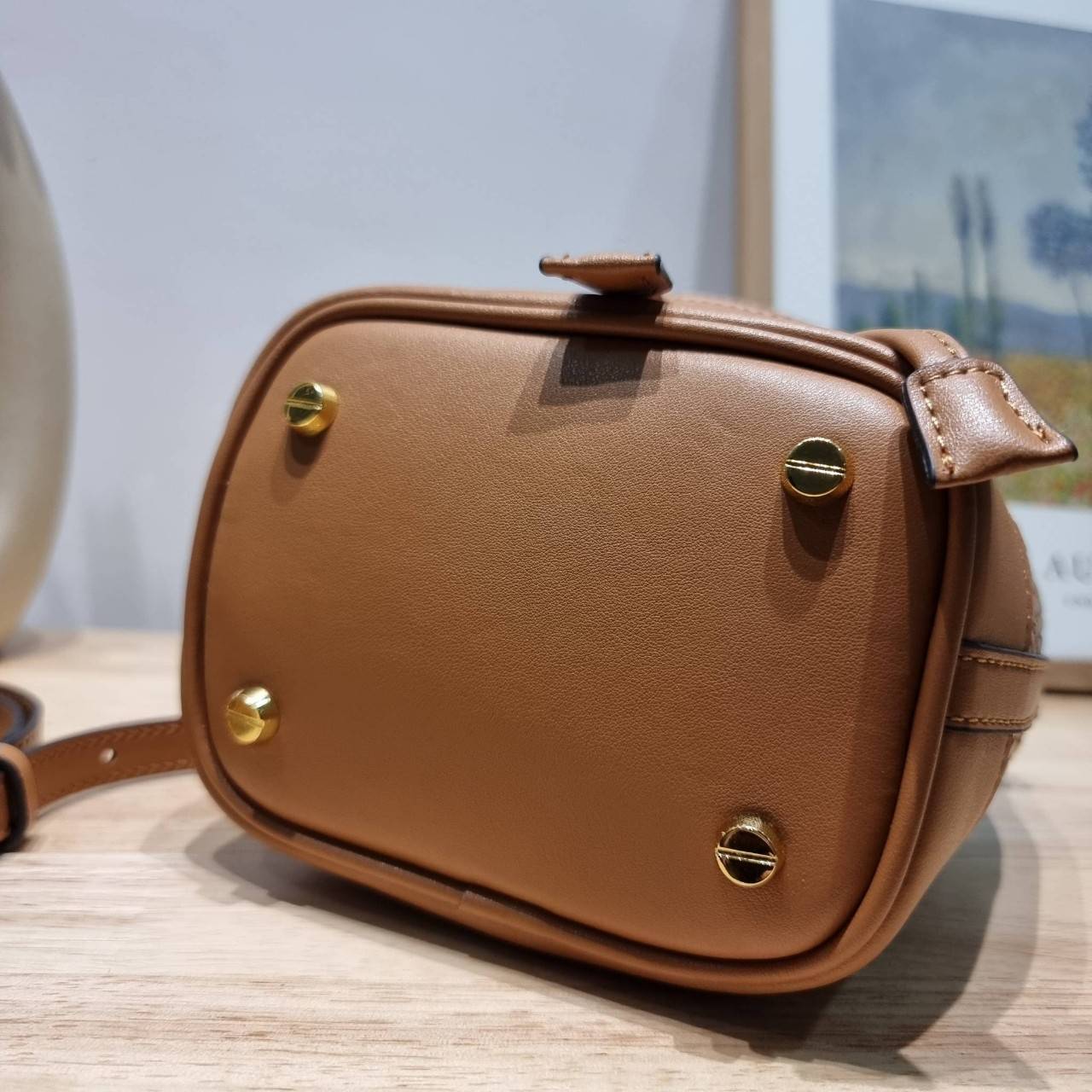 M.C.M MINI DESSAU DRAWSTRING BAG IN VISETOS กระเป๋าสะพายทรง bucket ไซส์ mini เกรดออริ สลับแท้ 1:1 ใช้งานต่างประเทศได้