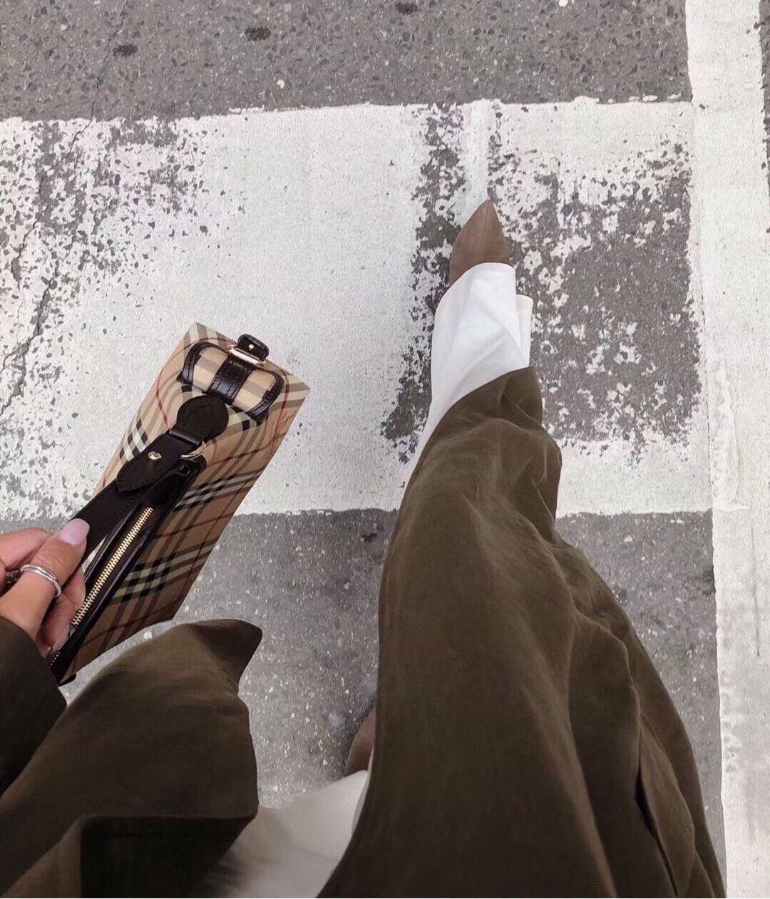 พรีเมี่ยมกิ๊ฟแท้ 100% 】Burberry Bag Vip Gift with Purchase (GWP) พรีเมี่ยมกิ๊ฟ Limited Edition