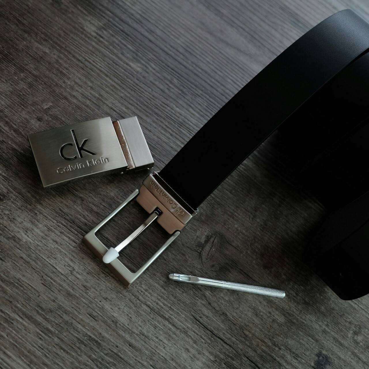 Calvin Klein Belt and Buckle Set เซตสุดคุ้ม!! เข็มขัด + หัวเข็มขัด 2 ชิ้น จะะมอบเป็นของขวัญ หรือใช้เองก็แนะนำเลยค่าา