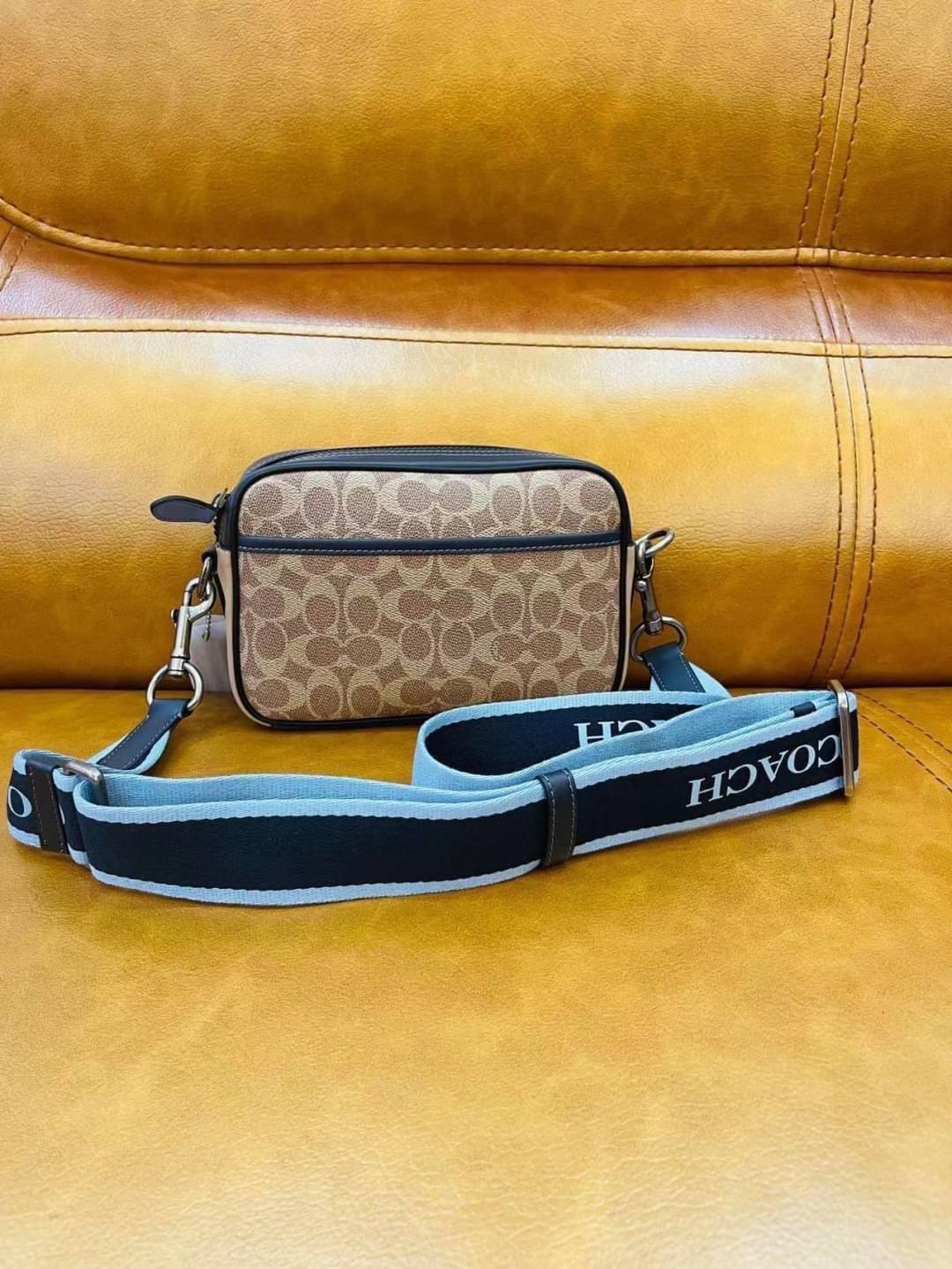 OUTLET 】Coach Mens 91460 camera bag slingbag พร้อมส่งที่ไทย