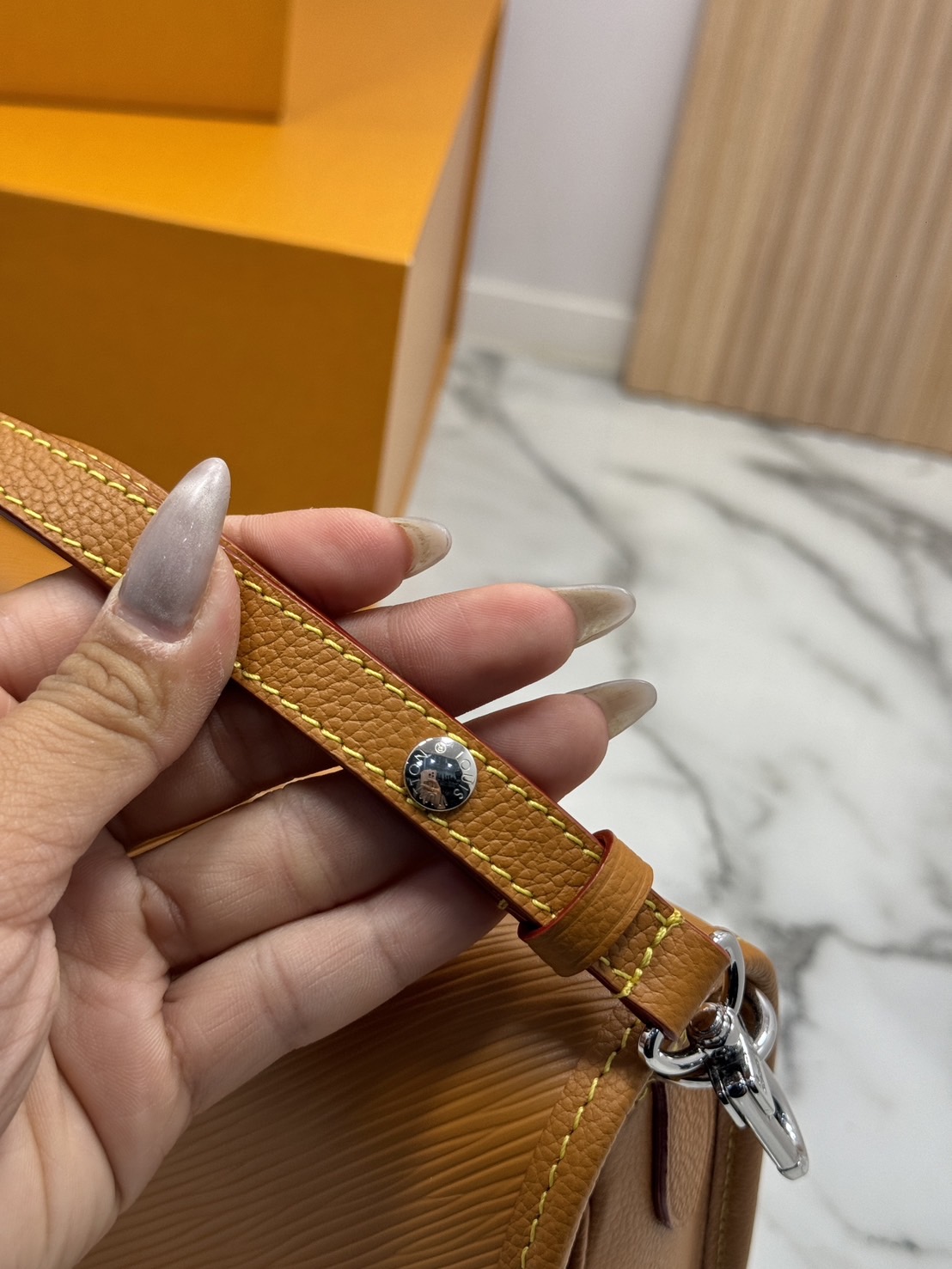 เกรดเทพ Top ORI | LV Buci bag Epi leather grain pattern / lvdiane กระเป๋าสะพายหนังแท้ลายเกรน เกรดดีสุด 🤍 เกรดเทพออริจินอล เทียบแท้ 1:1 ใช้งานได้ทั่วโลก