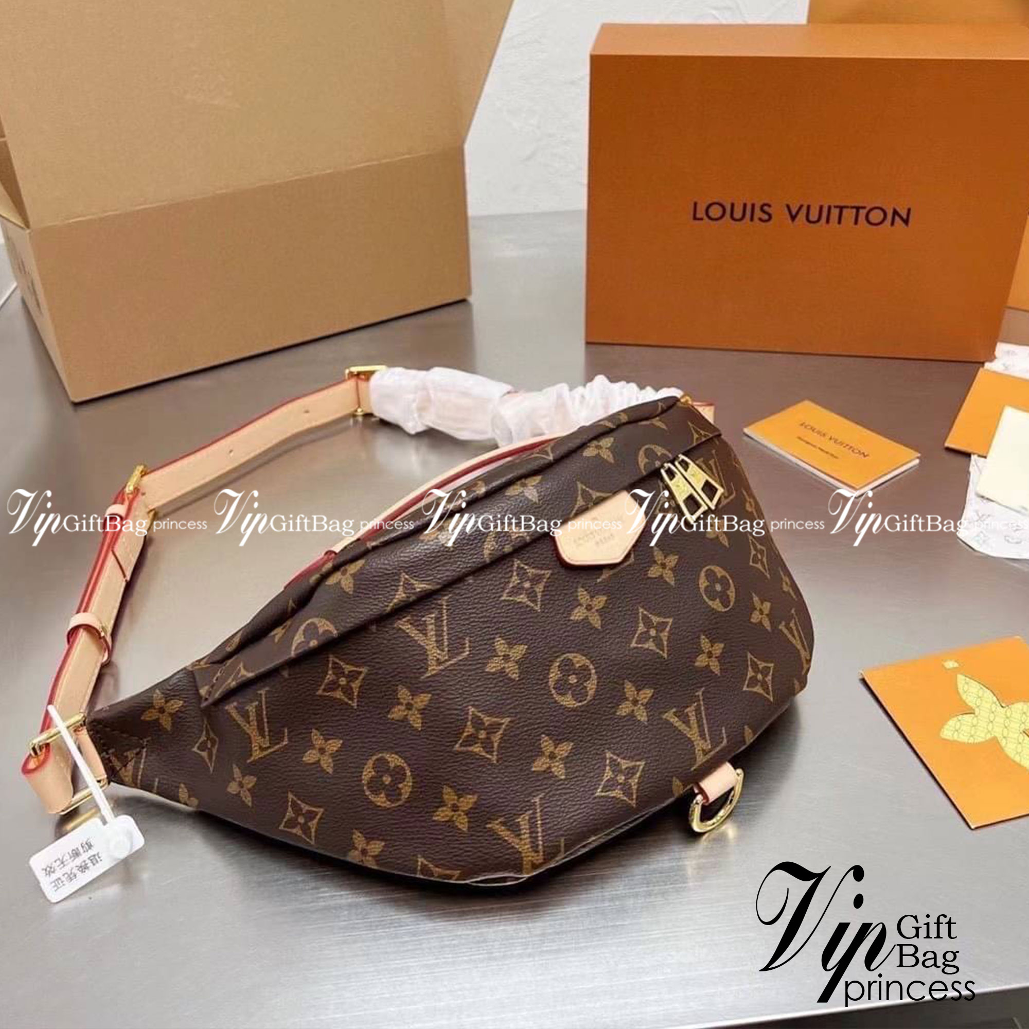 LV BUMBAG MONOGRAM กระเป๋าคาดอกหลุยส์ รุ่นใหม่ ของใหม่ พร้อมส่ง ทรงสวย จุเยอะ เบามากๆ ใช้ได้ทั้งหญิงและชาย