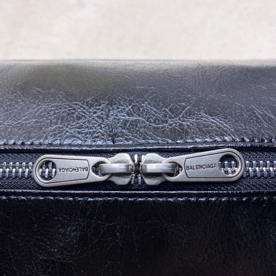 Balenciaga SUPERBUSY SMALL SLING BAG IN BLACK กระเป๋าสะพาย ใช้ได้ทั้งชายหญิง เกรดออริ 1:1 สลับแท้ ใช้งานต่างประเทศได้