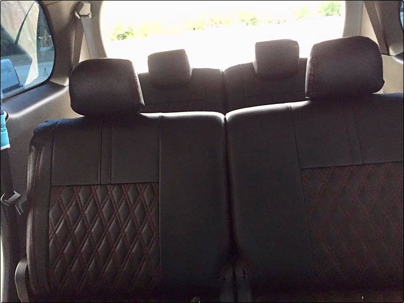 ชุดหุ้มเบาะรถยนต์AVANZA หนังPVC เกรดA เข้ารูป สีดำด้ายแดง