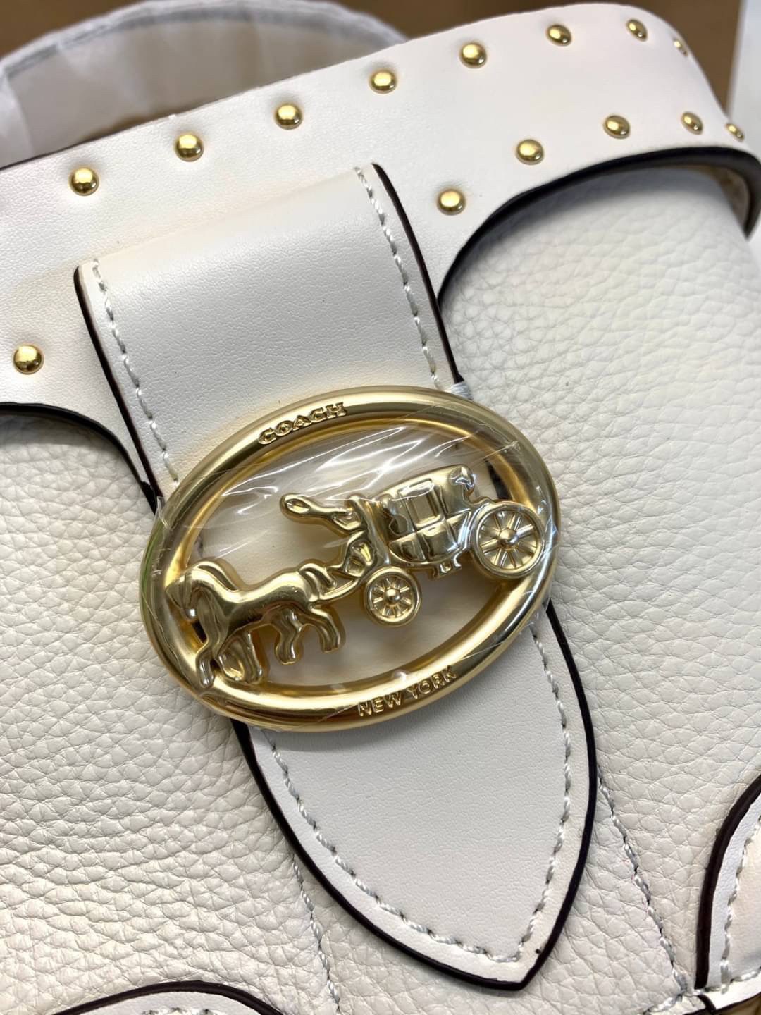 COACH GEORGIE GEM CROSSBODY WITH RIVETS ((5506))