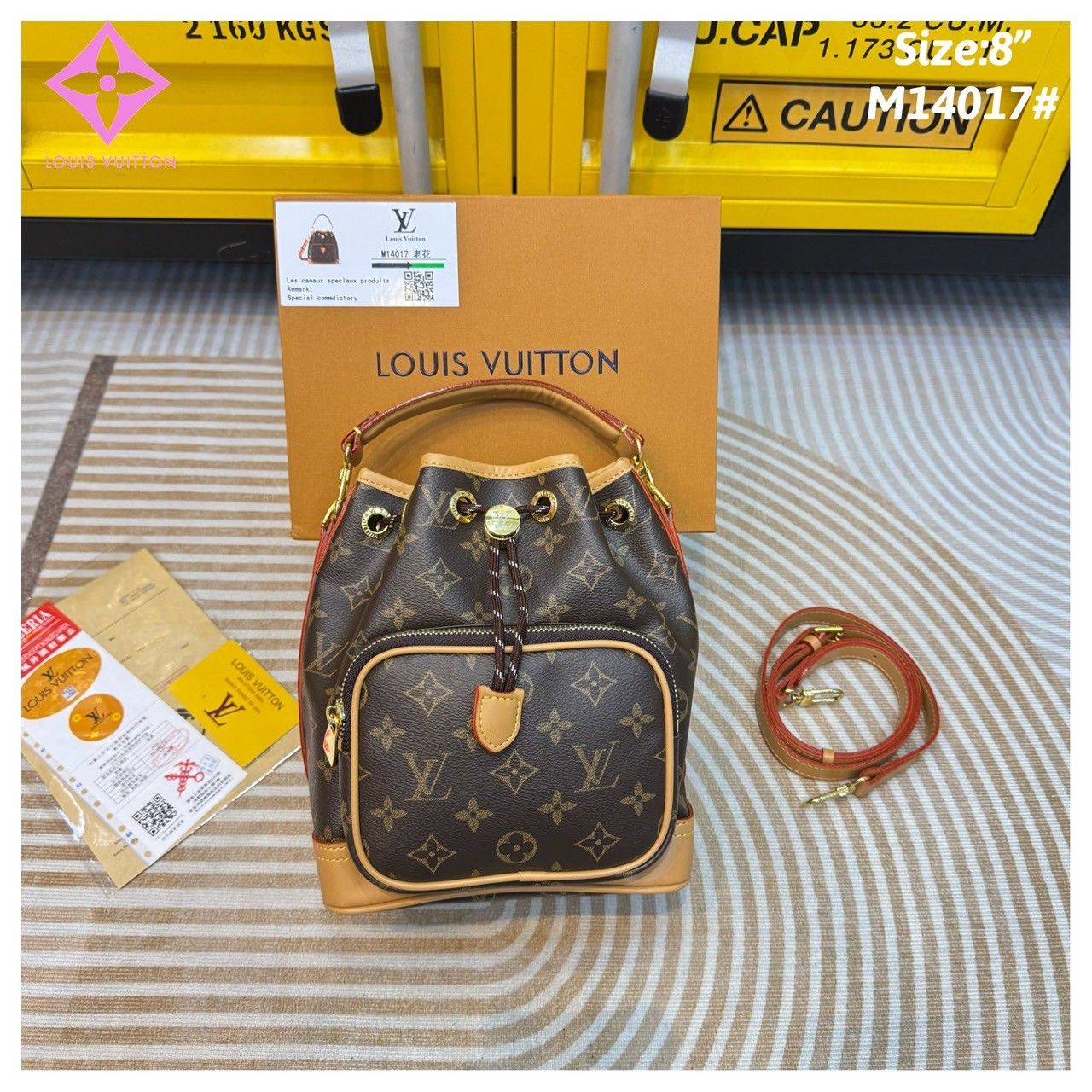 LV Noe Cargo bag / LV Bucket Bag กระเป๋าทรงบัคเก็ตใหม่ล่าสุด กระแสคาร์โก้มาแรงสุดๆ โดดเด่นเป็นเอกลักษณ์ด้วยลายพิมพ์โมโนแกรม รูดเปิด-ปิดปากกระเป๋าด้วยเชือกร้อยตกแต่งโลโก้อะไหล่ทองหรูหรา