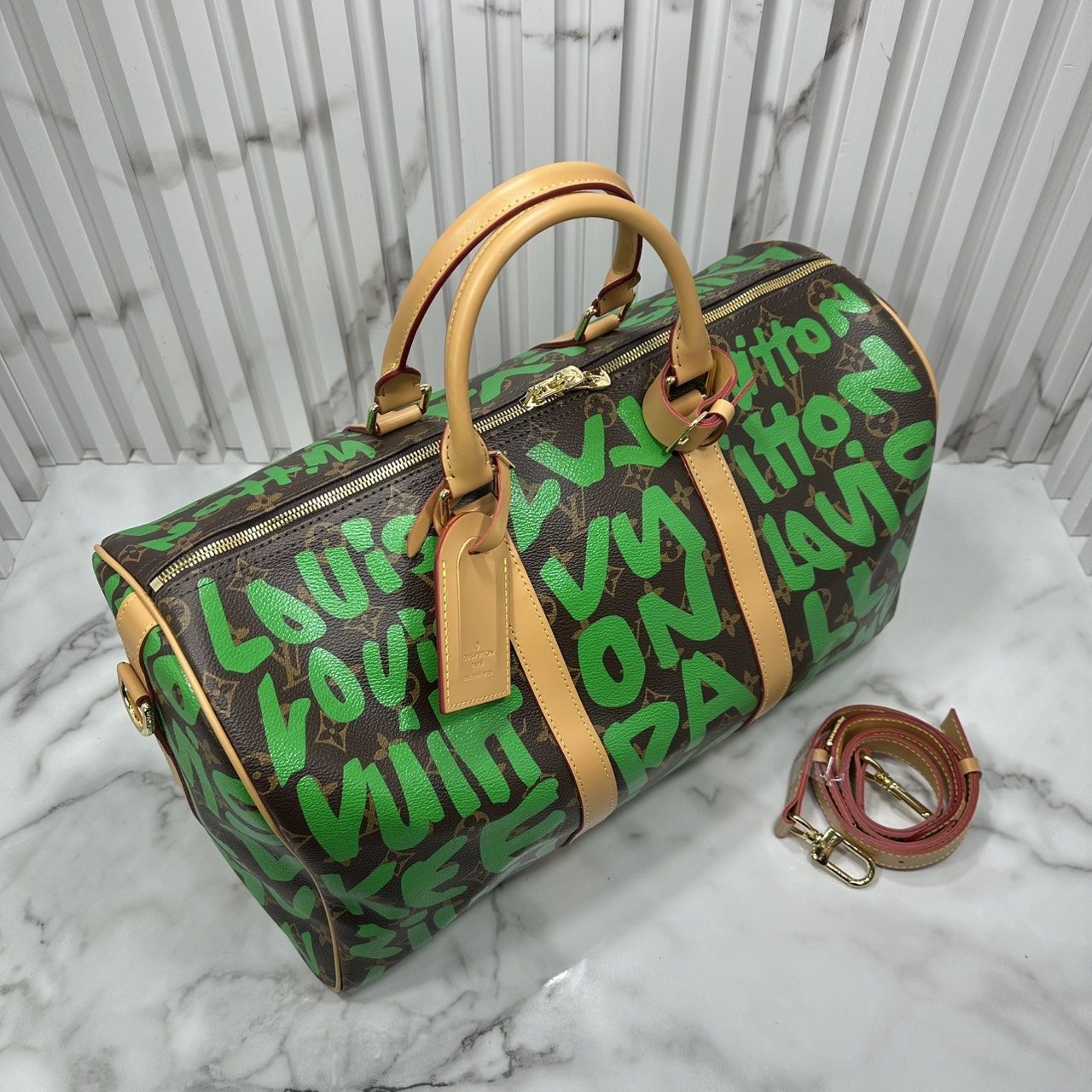 ORI หนังแท้ | LV Stephen Sprouse Graffiti Keepall 42cm กระเป๋าสะพายทรงคีฟออลใบใหญ่ ลวดลายตัวอักษรกราฟฟิกเต็มใบ