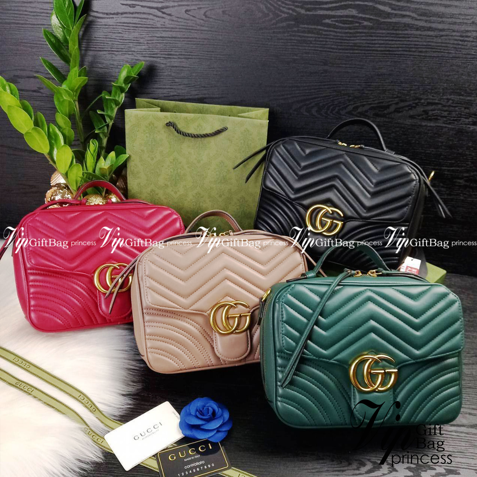 VIP GUCCI GG MARMONT TOP HANDLE SHOULDER BAG / BOLSA GG MATELASSE กระเป๋าถือ กระเป๋าสะพาย คอลเลคชั่นสุดหรู มาพร้อมสายสปอร์ตสะพายยาว สามารถปรับระดับได้ ถอดได้ เป็นอีกรุ่นที่โดดเด่นมากๆ การใช้งานคล้องตัวสุดๆ โดดเด่นด้วยโลโก้ GG ขนาดใหญ่เป็นเอกลักษณ์