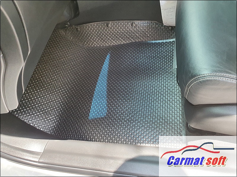 พรมกระดุมเม็ดเล็กรีดขอบCIVIC FB ปี2012-15 สีดำ เข้ารูป