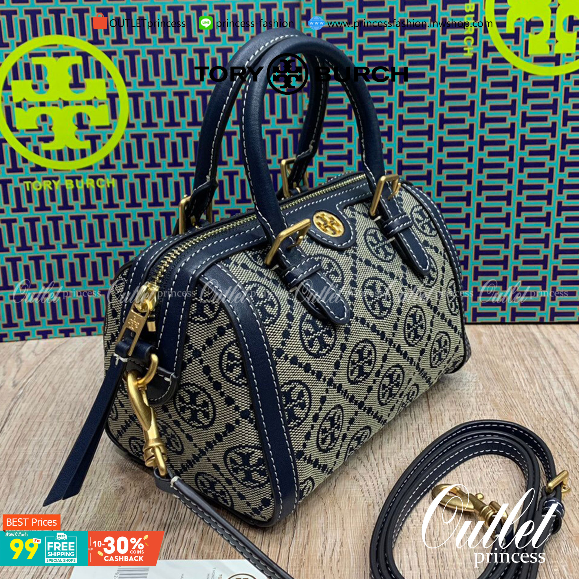 mini TORY BURCH FACTORY MONOGRAM JACQUARD BOSTON BAG กระเป๋าทรงหมอนรุ่นใหม่ล่าสุดจาก TORY BURCH FACTORY วัสดุ Woven Jacquard & Leather ในลาย Jacquard จะถือหรือสะพายก็สวยหรู ทรง Boston อะไหล่ทอง