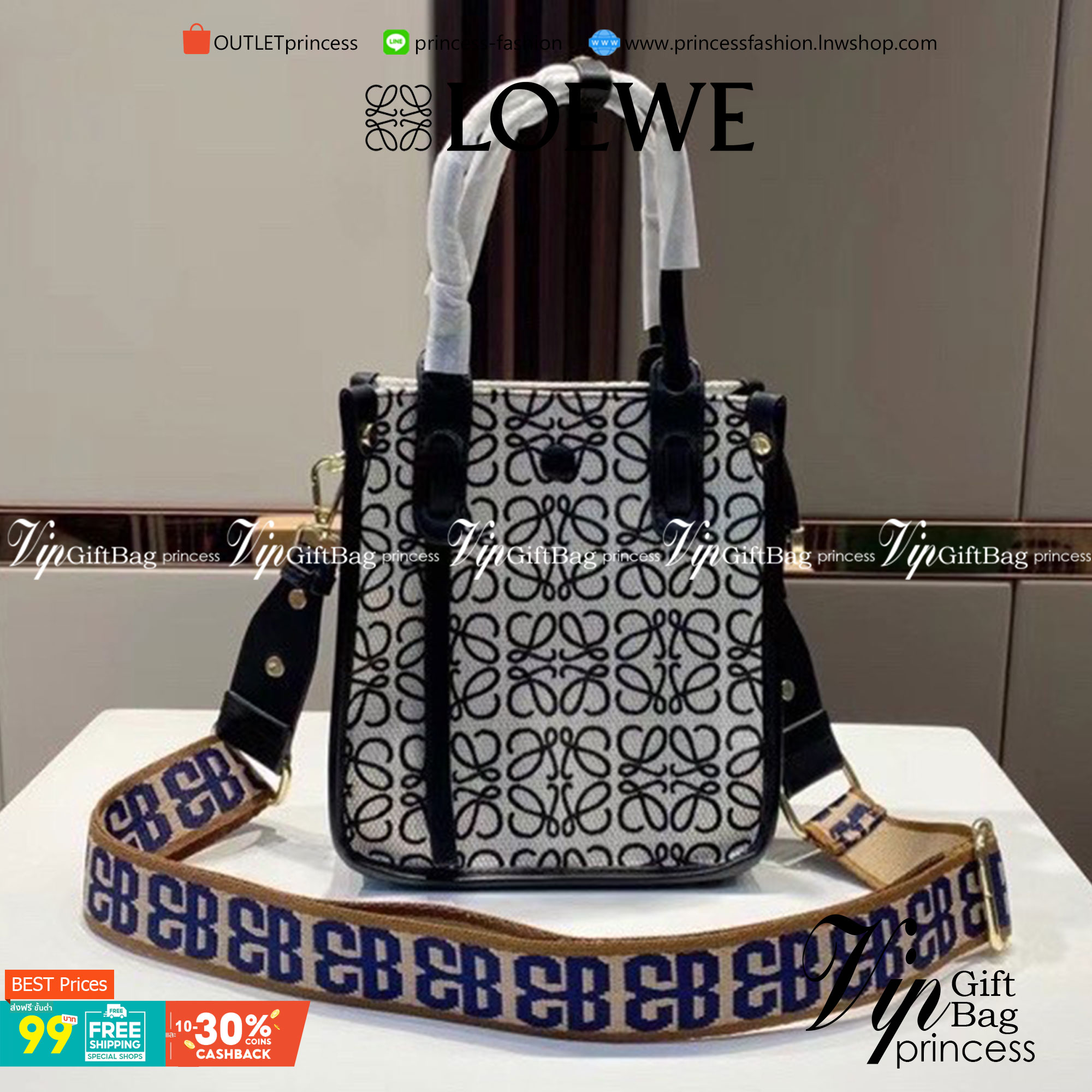 LOEWE MINI TOTE BAG พร้อมส่งที่ไทย ที่นี่ที่เดียว (งานจริงสวยน่ารักมากค่ะ) กระเป๋าที่ตอบโจทย์สายชิคมากๆค่ะ มีขนาดพอเหมาะสำหรับจัดเก็บสิ่งของสำคัญ ออกแบบมาให้เข้ากับไลฟ์สไตล์ที่ไม่หยุดนิ่งของคุณ แอกเซสซอรี่ที่เติมเต็มทุกลุคของคุณ กระเป๋าโท้ทสุดประณีตใบนี้ร