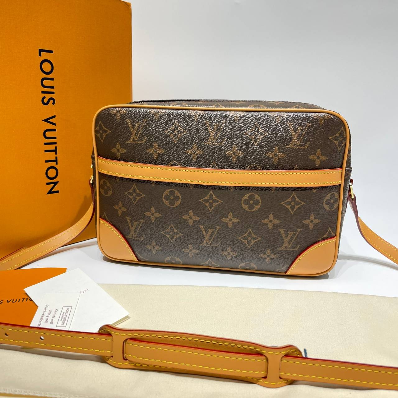 LV Trocadero 27 Monogram Vintage Crossbody Bag / LV Messenger Bag กระเป๋าสะพายทรงแมสเซ็นเจอร์วินเทจ เกรดออริ ท็อป สลับแท้ 1:1 เกรดดีสุด หนังแท้ ผ่านทุก ตม.