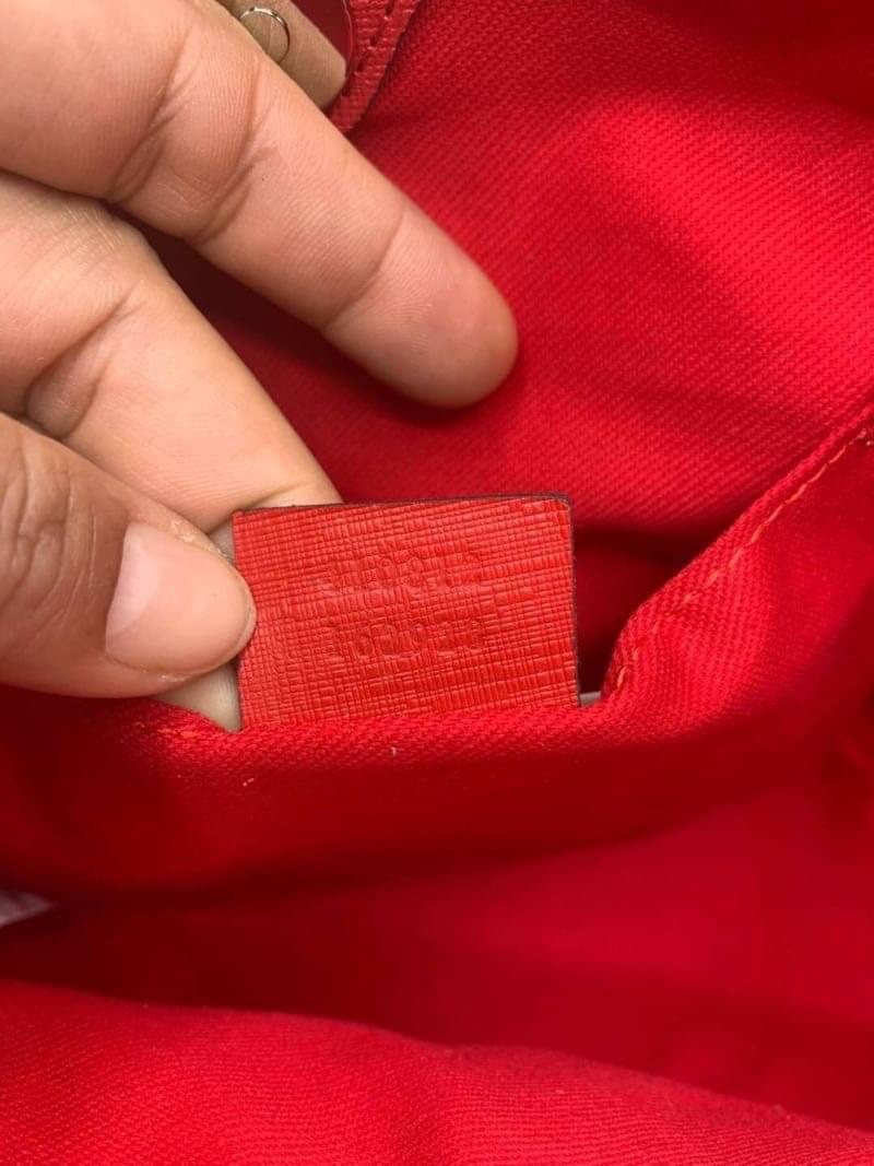 รวมแบบ GUCCI Children's tote bag / Gucci kid tote / Gucci bag พร้อมส่งสต๊อกแน่น กับกระเป๋าโท้ทคิดท์ ไซส์น่ารักน่าใช้ ฮอตไม่หยุด เด็ดทุกดีไซน์ มีลายเข้าใหม่มากกว่าในรูปนะคะ **สินค้าเกรดออริจินอล 1:1 สลับแท้ งานสวยตามรูป ภาพถ่ายจากงานขายจริง ใช้งานต่าง