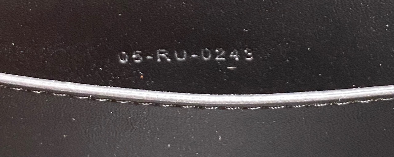 DIOR SMALL BOSTON BAG Black Box Calfskin / DIOR Box Bag พร้อมส่ง กระเป๋าสะพายทรงกล่อง New for Winter 2023 คอลผู้ดี สวยหรู ตอบโจทย์และแมทช์ได้กับทุกลุคทุกสไตล์