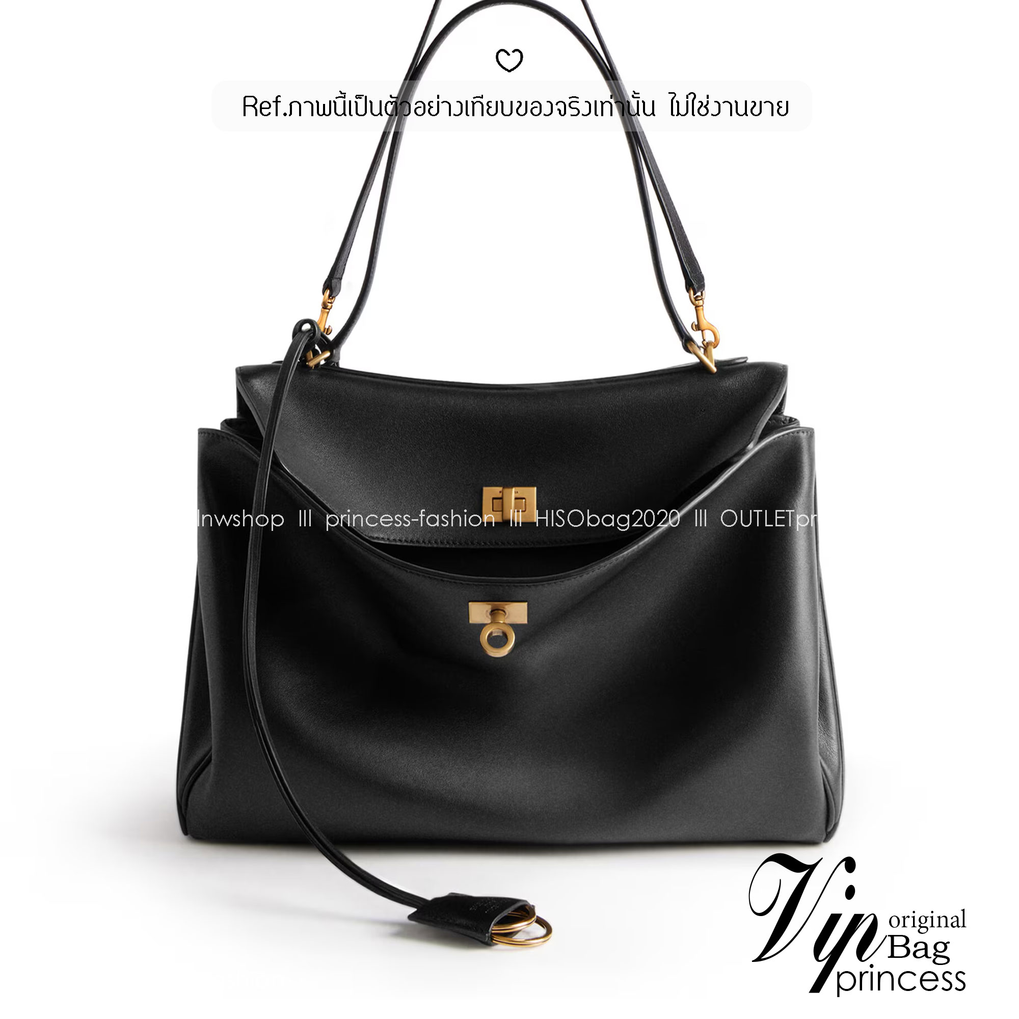 Balenciaga Rodeo Medium Handbag in Black 35cm กระเป๋าสะพายหนังเรียบผิวสัมผัสนุ่มสบายผิว ดีไซน์เรียบหรูตามเอกลักษณ์ของแบรนด์ ภายในโล่งกว้าง จุของได้เยอะ ใบจริงน้องสวยน่าใช้มาก