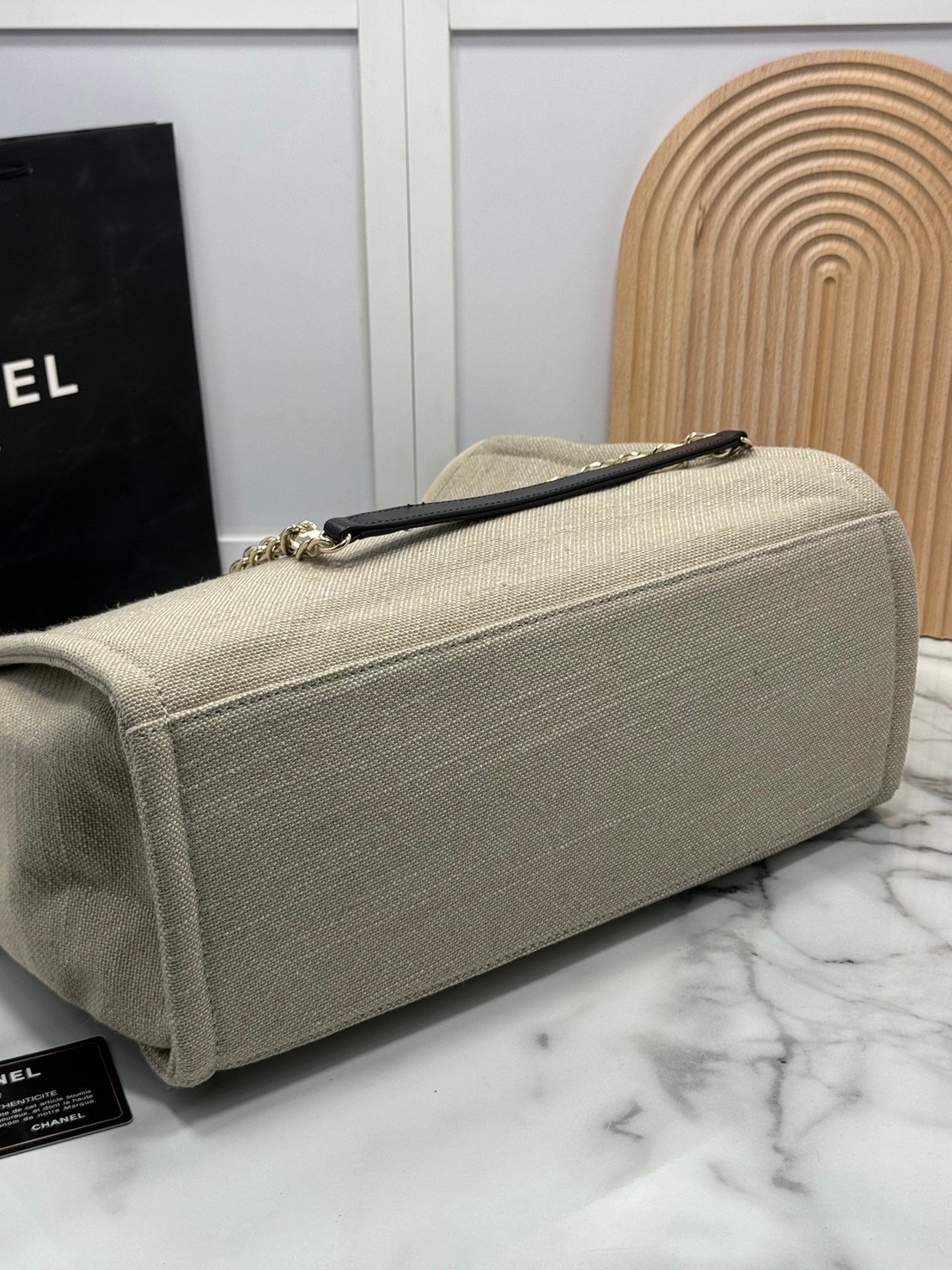 ORI หนังแท้ | Chanel Deauville Tote Bag กระเป๋าสะพายทรงโท้ทช้อปปิ้ง ใบใหญ่ ภายในโล่งกว้าง จุของได้เยอะ