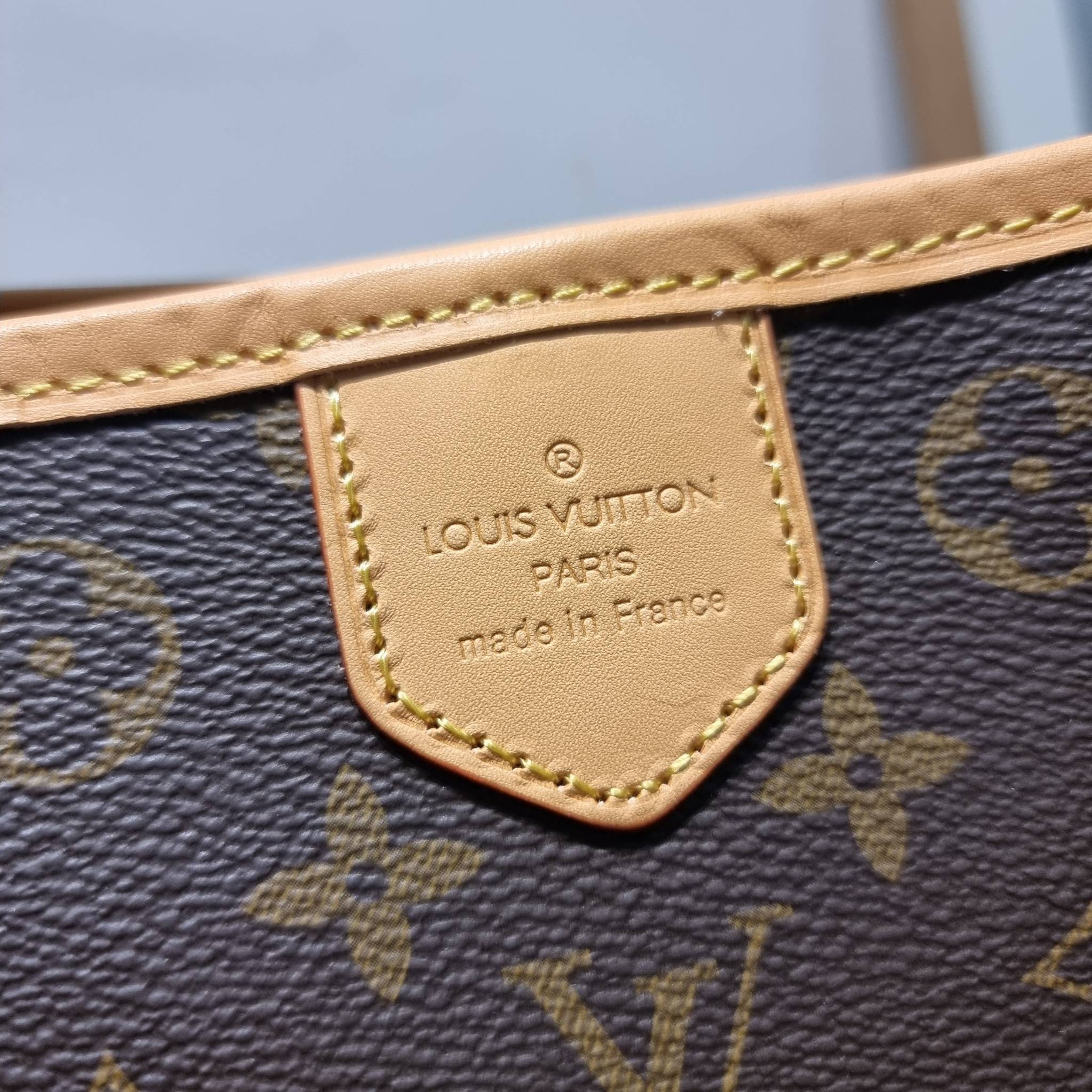 LV delightful bag / LV CARRYALL Monogram Canvas / LV Shopping Bag กระเป๋าทรงโท้ทใบใหญ่ ขนาดจุได้แบบล้นๆ สมใจใครที่มองหากระเป๋าใบโปรด