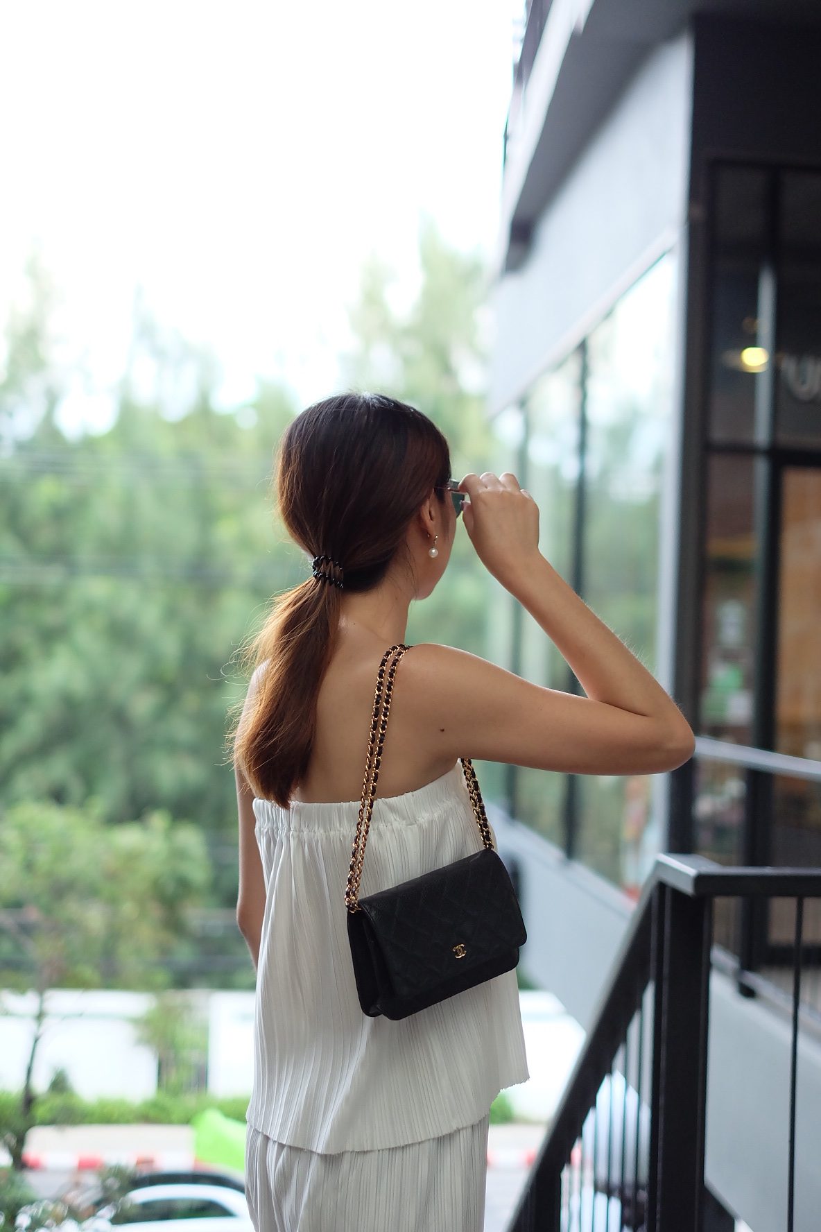 CHANEL WALLET ONCHAIN งานหนังแท้สวยหรู ใช้ ตทป ได้ กระดุมแม่เหล็ก ตามฉบับ HOLO ปีใหม่ ตามภาพที่ถ่ายเลย ตรงกับการ์ด รุ่นที่สาวๆ ทุกคนต้องมี เห็นเล็กๆ แบบนี้แต่ใส่ของได้เยอะมาก สามารถไช้แทนกระเป๋าคลัชถือได้ด้วย ครบจบในใบเดียวเลยค่ะ ภาพงานจริง ไม่ผิดหวังค่ะ