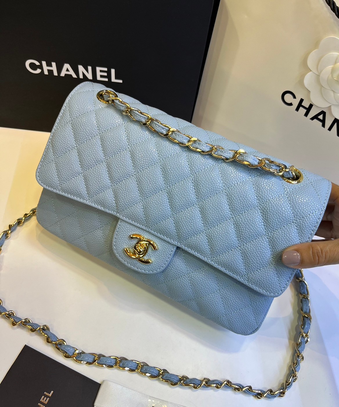 พร้อมส่งโทนพาสเทล CHANEL Classic in Pastel 25cm กระเป๋าสะพายรุ่นยอดนิยมเรียบหรู เกรดออริ 1:1 ใช้งานต่างประเทศได้ ภาพถ่ายจากงานขายจริง