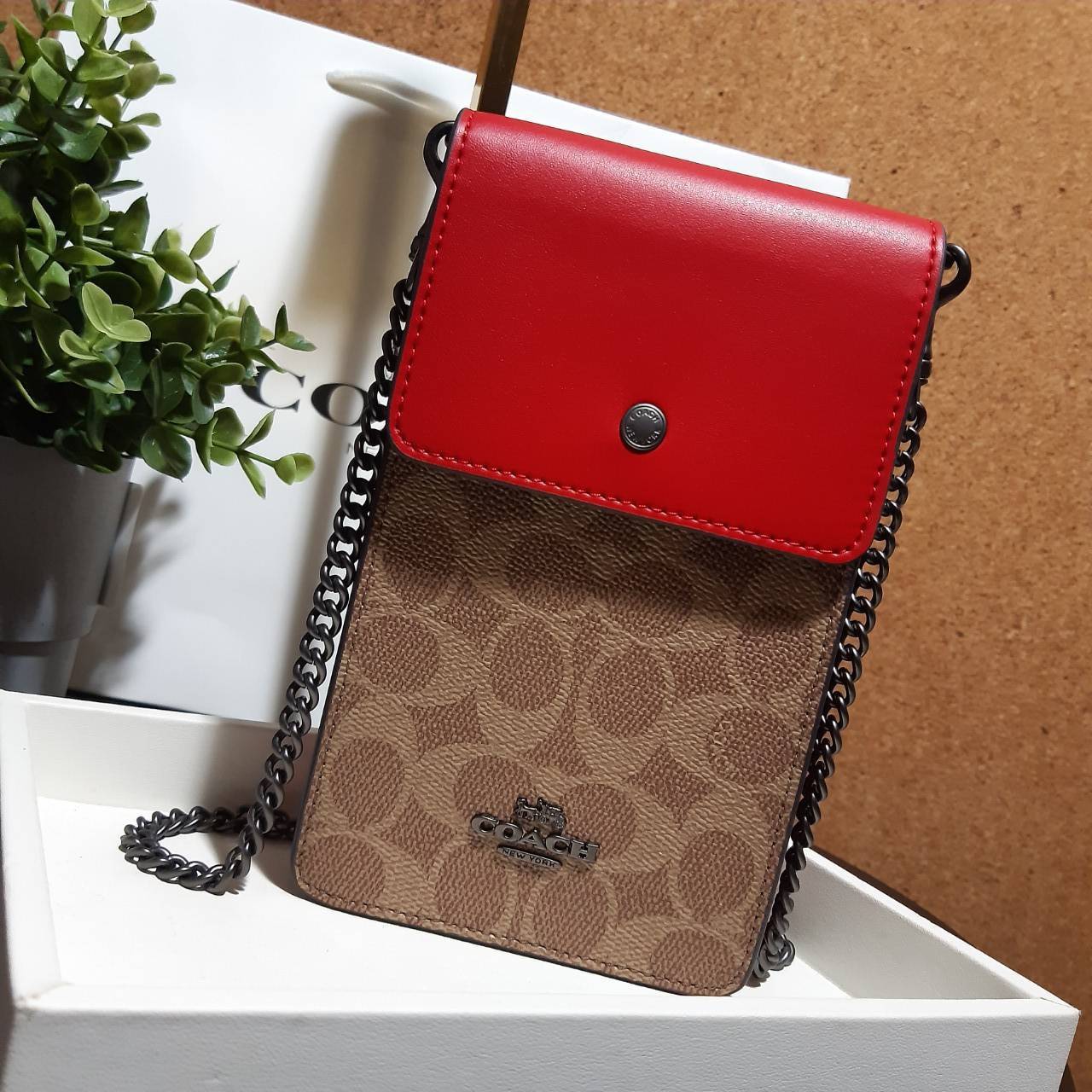 ของแท้ COACH F76357 SNAP PHONE CROSSBODY IN SIGNATURE CANVAS BEST ITEM!! กระเป๋าสะพายเอนกประสงค์ Case phone