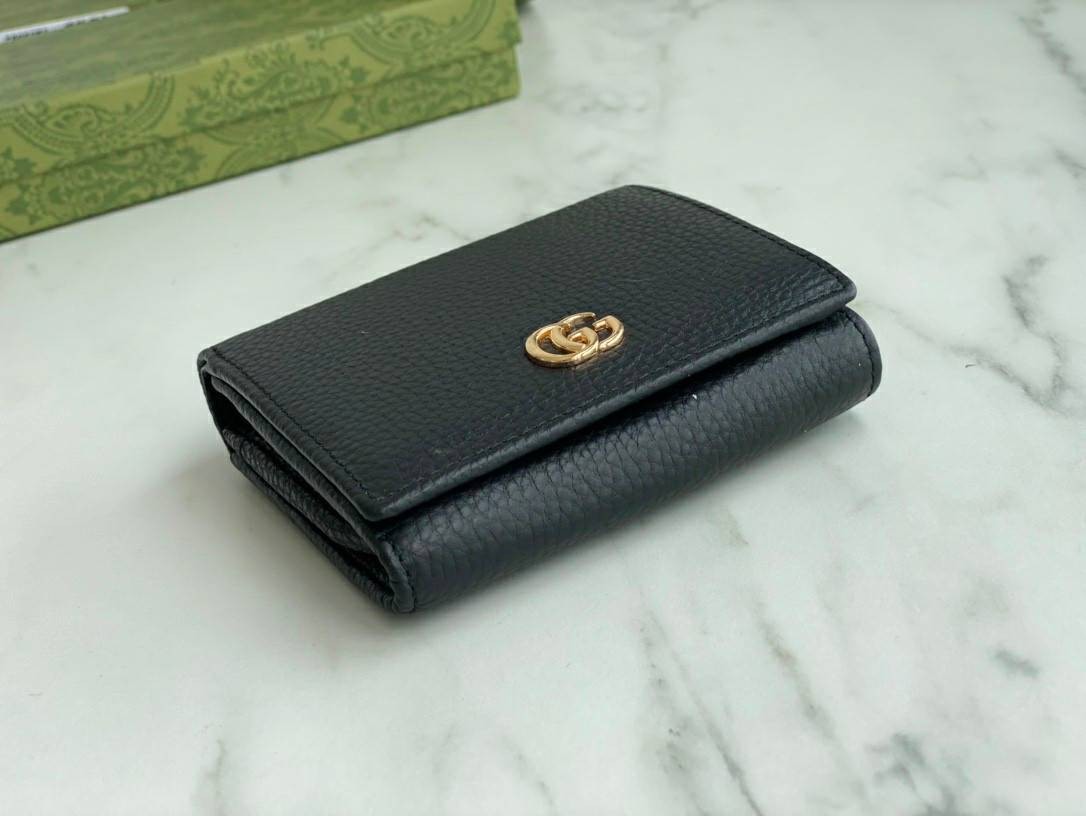 VIP 】Gucci small wallet 3 พับ มีช่องซิปใส่เหรียญ น่ารักมาก งานหนังแท้ รุ่นพิเศษครบเซ็ท ราคาคุ้มที่สุด ต้อนรับปีแห่งความปัง!! เอ็กซ์คลูซีฟมาก!!