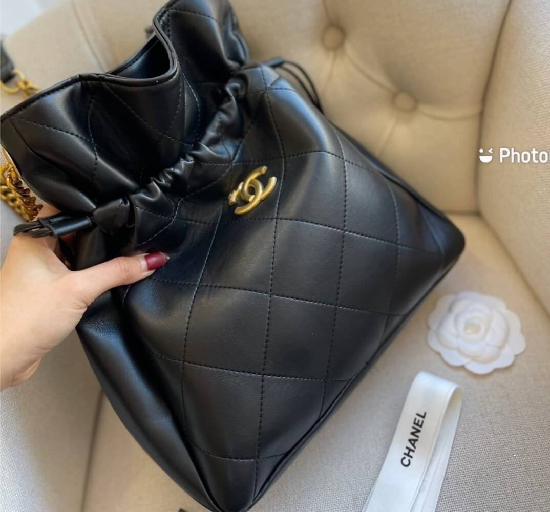 VIP 】CHANEL BUCKET BAG Calfskin & Gold-Tone Black พร้อมส่งที่ไทย
